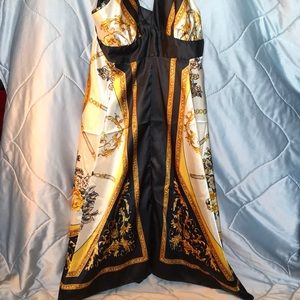 Connection 18 Sexy silk like dress.